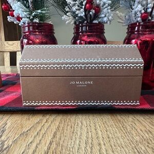 Jo Malone Festive Brown Gift Box with 6 different scents- LIKE NEW